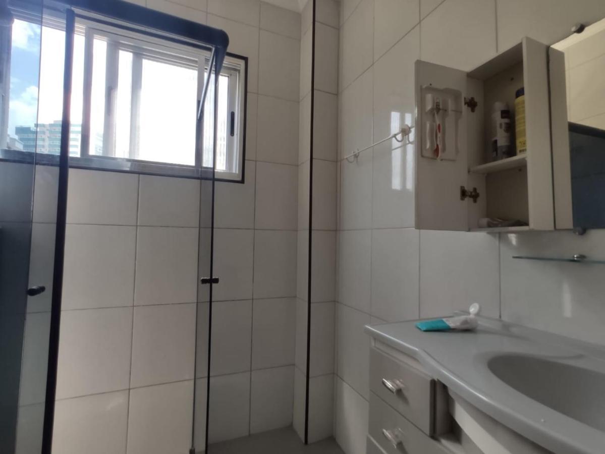 Apartamento Completo Na Quadra Da Praia Da Guilhermina Appartamento Praia Grande  Esterno foto